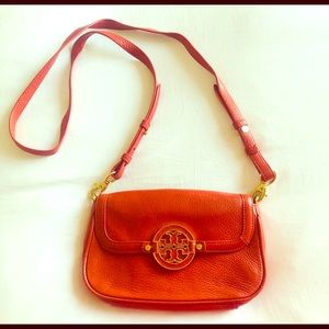Small Tory Burch crossbody